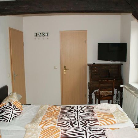 Zur Schlossinsel Hotel Wolgast Bagian luar foto