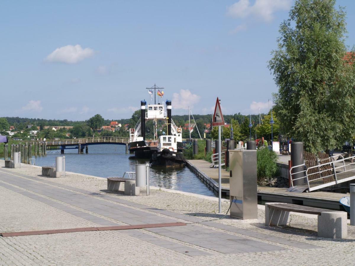 Zur Schlossinsel Hotel Wolgast Bagian luar foto