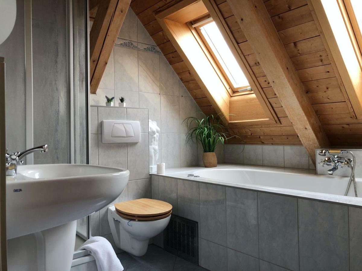 Zur Schlossinsel Hotel Wolgast Bagian luar foto